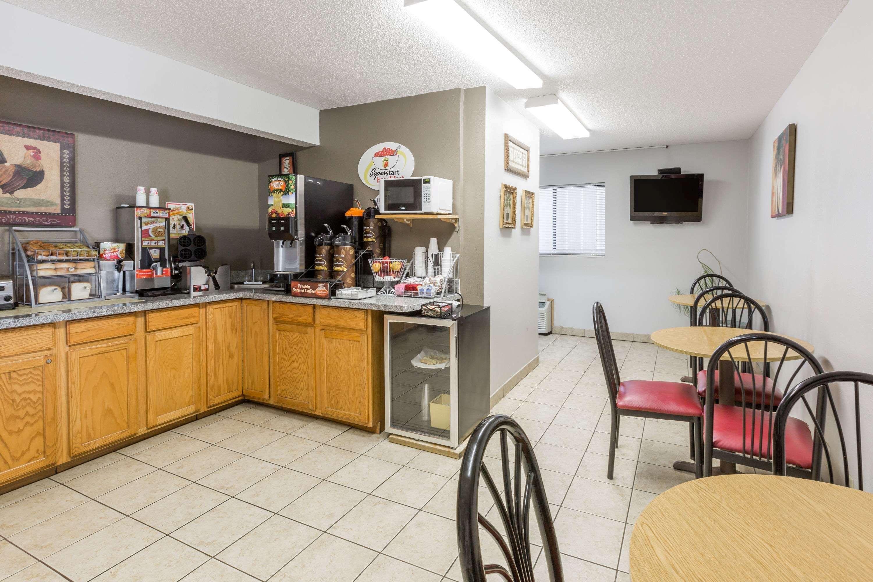 Motel Super 8 by Wyndham Osceola IA Zewnętrze zdjęcie