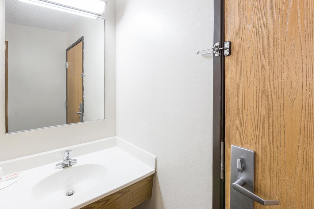 Motel Super 8 by Wyndham Osceola IA Zewnętrze zdjęcie